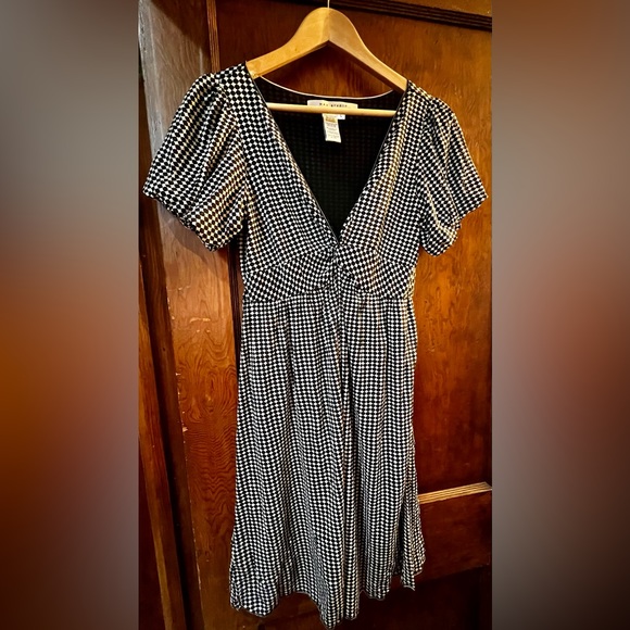 Max Studio Empire Waist Dress - L - Picture 1 of 3